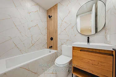 Rented by Space Link Realty