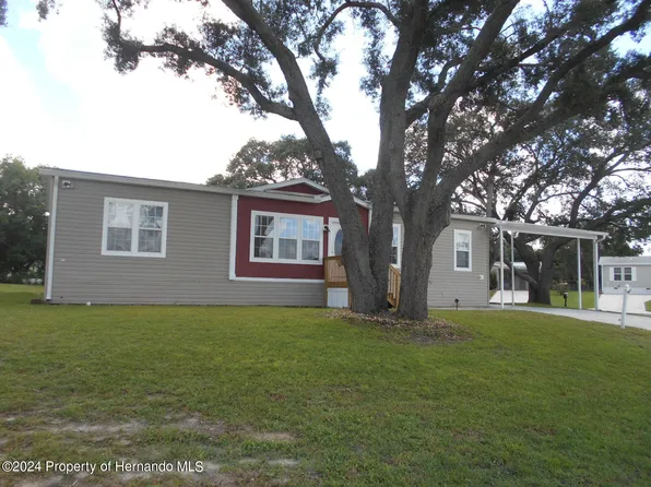 15580 Brookridge Blvd, Brooksville, FL 34613