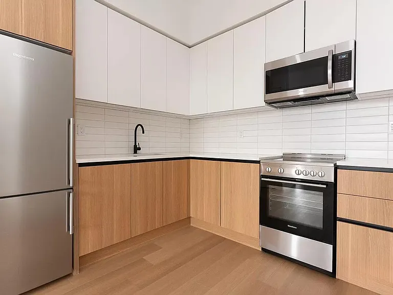 420 Gates Ave #55 — Photo 6