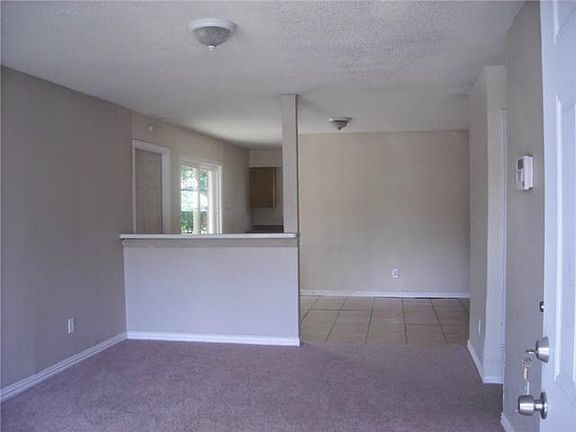 3rd image of 4107 Mehalia Dr