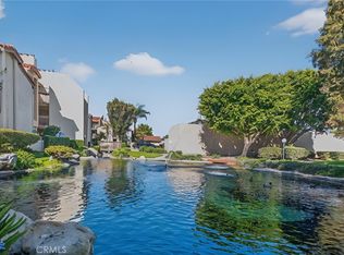 4831 Lago Dr APT 102, Huntington Beach, CA 92649
