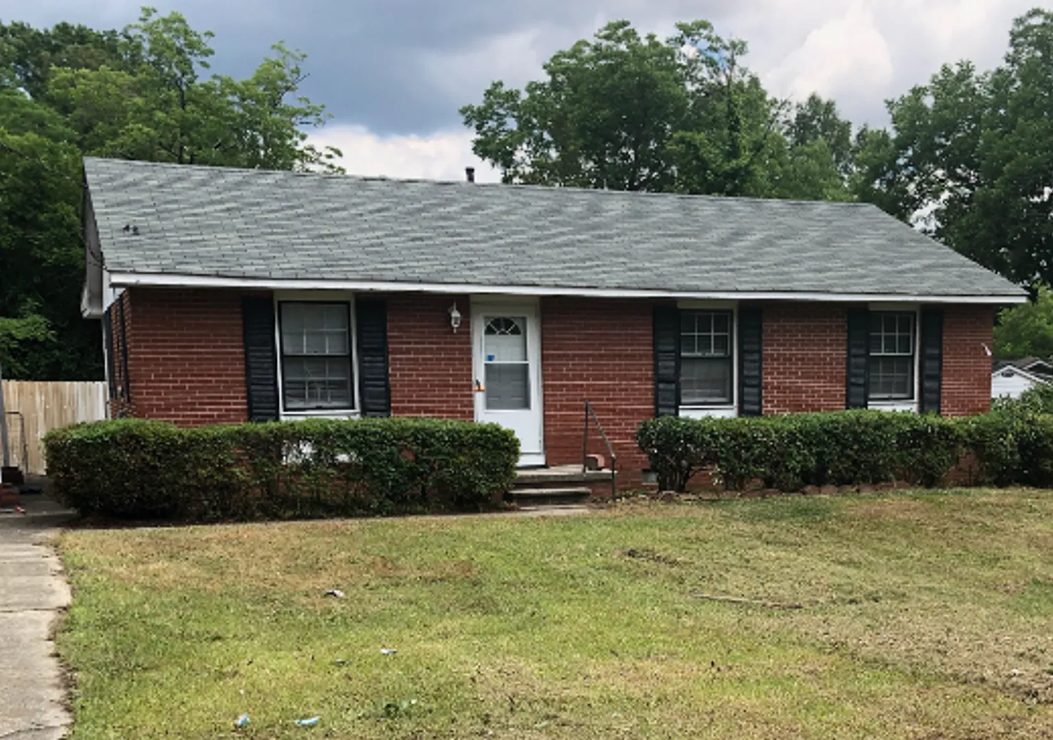 Pet Friendly, 3BR Move in Ready! 921 Weston Street - Raleigh — Photo 1