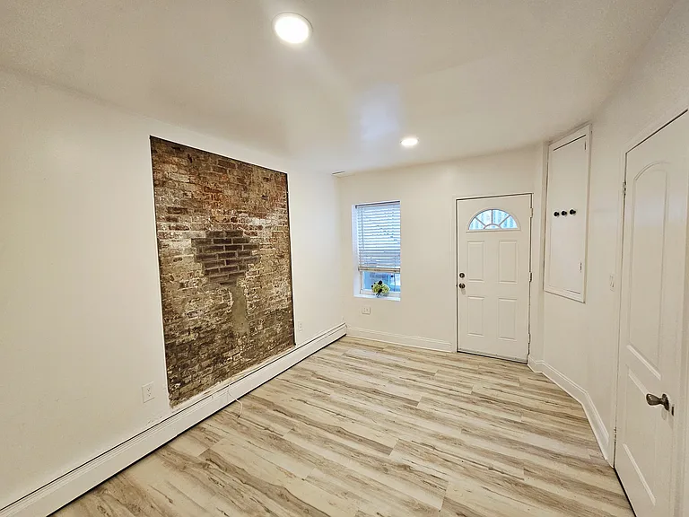 500 Weiher Ct #1 — Photo 11