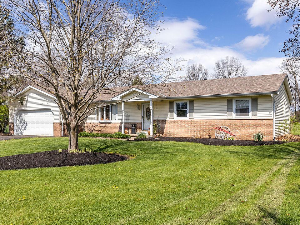 1st image of 12879 Fox Run Ct N