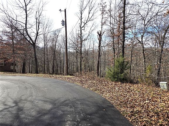 3rd image of Silverton Ln #9