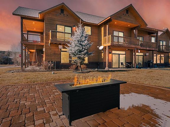 3rd image of 13 Cobblestone Lane