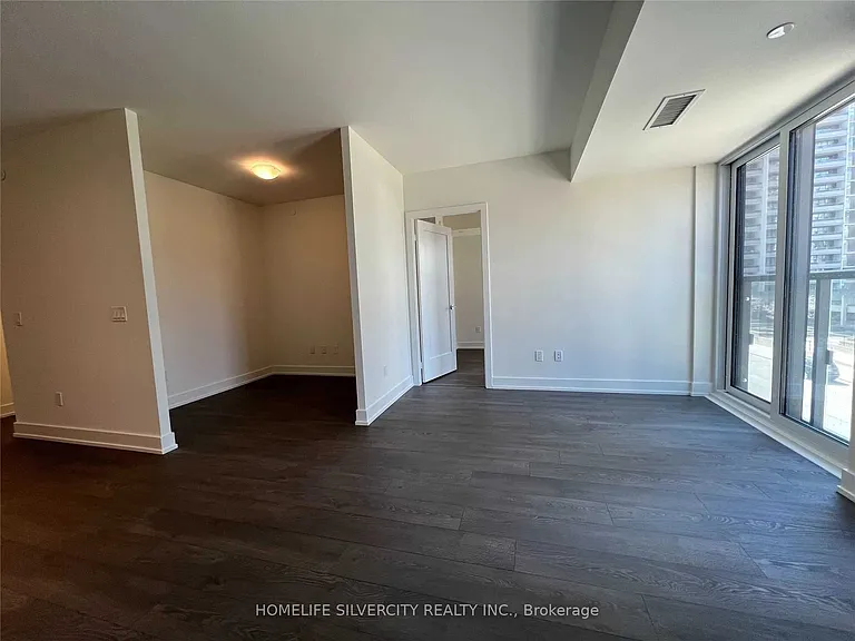 5 Mabelle Ave #234 — Photo 9