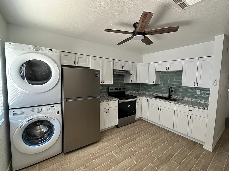 2250 W Southern Ave #14 — Photo 4