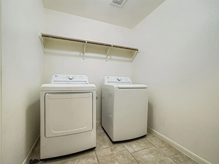 212 Great Circle Cv — Photo 22