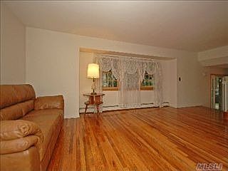 2nd image of 102 Morewood Dr