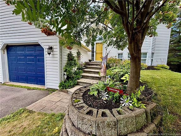 2nd image of 965 Coverdale Rd