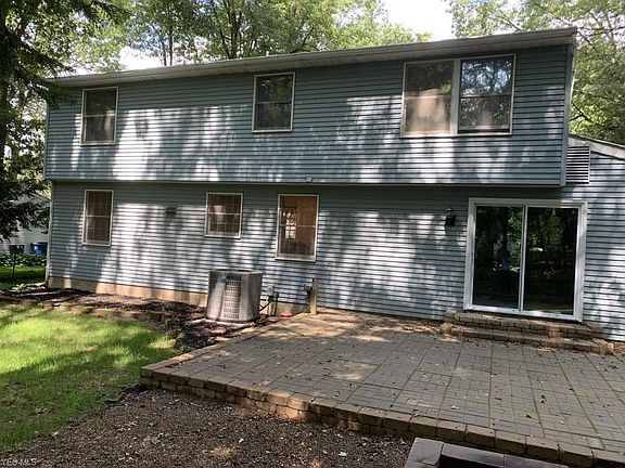 2nd image of 8872 Sherwood Dr NE
