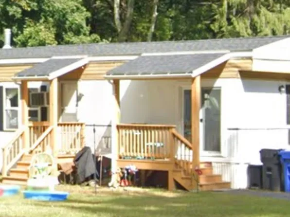 14 R And R Park, Killingly, CT 06241