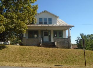 22 Main St, Bethel, PA 19507