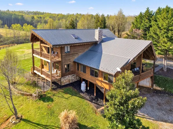 2972 Algoma Rd, Boones Mill, VA 24065