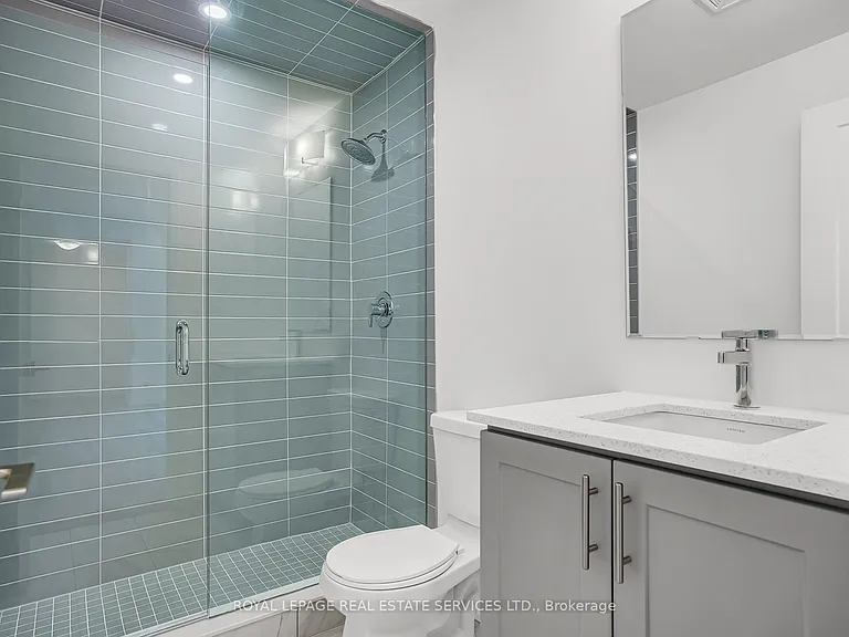 20 Lytham Green Cir #15 — Photo 21