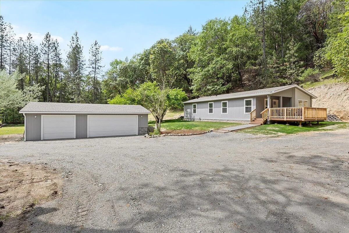 3995 E Evans Creek Rd photo 1
