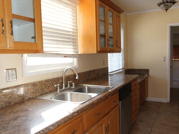 4th image of 5035 N Langham Ave