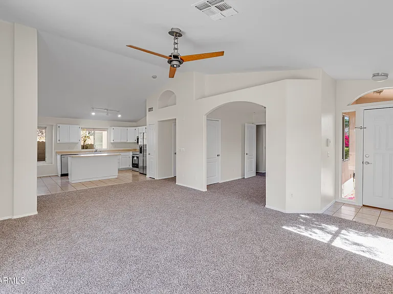 3321 W Gary Dr — Photo 21