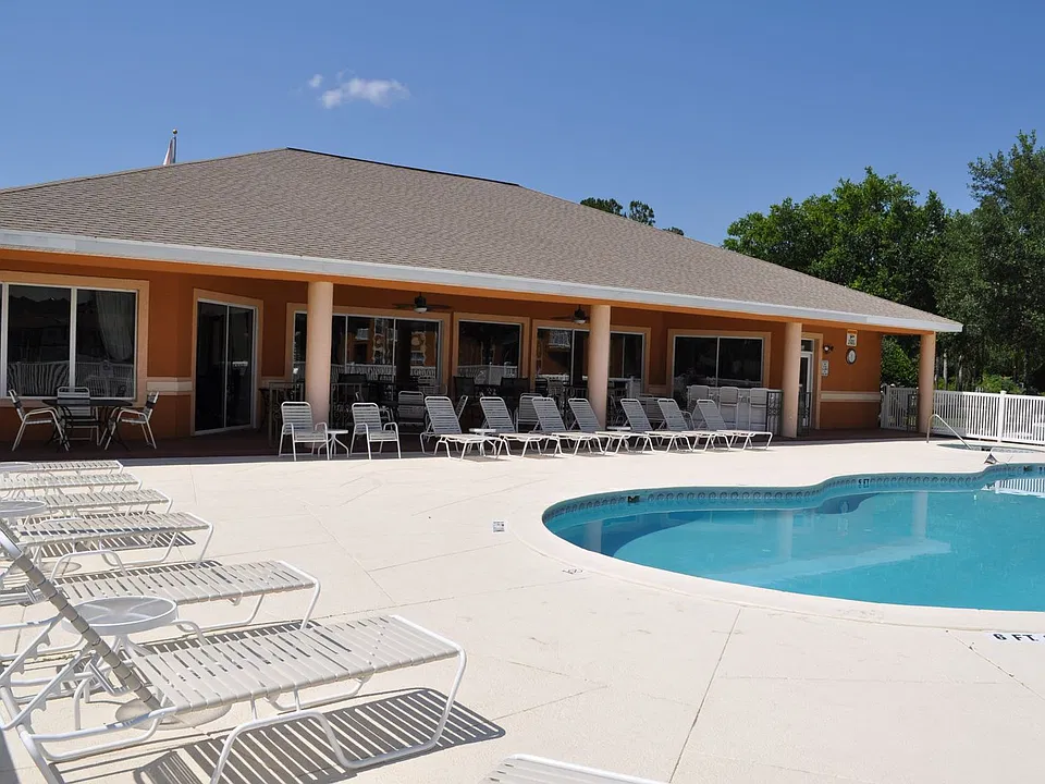 4600 E Moody Blvd #13N