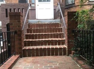 19 8th St NE APT 4, Washington, DC 20002