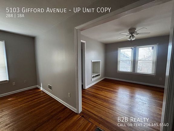 3rd image of 5103 Gifford Ave #Up