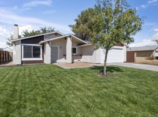 2931 E Avenue R10, Palmdale, CA 93550