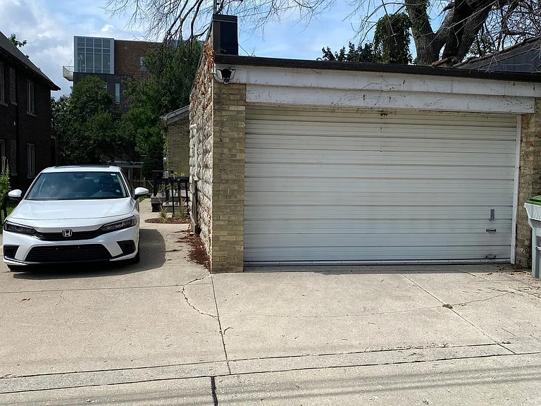 1626 N Jackson St — Photo 5