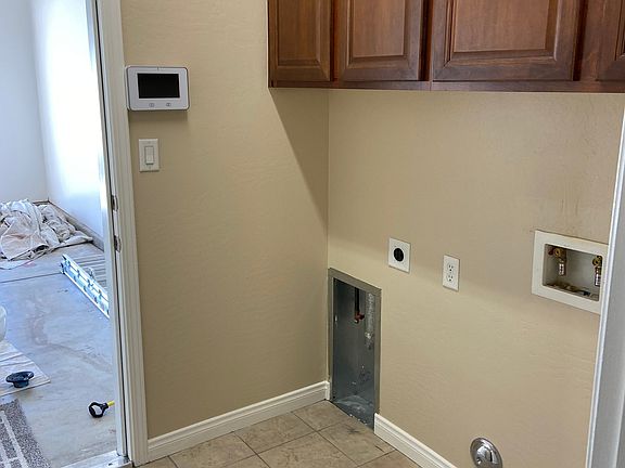 3rd image of 11100 Cypress Falls Ave