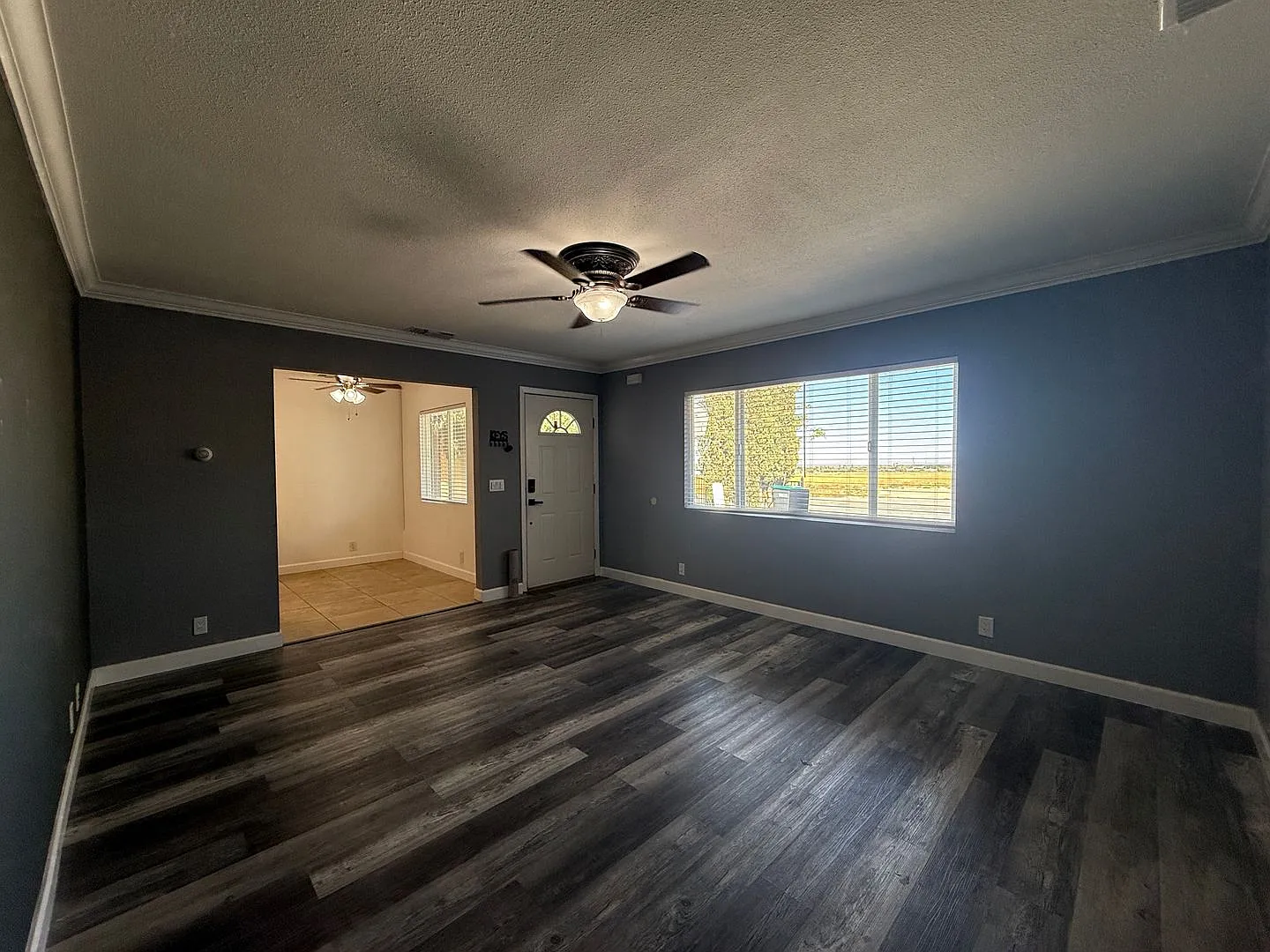 Palmdale 3 Bedroom -Available Now! — Photo 3