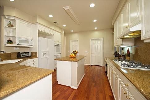 4th image of 5775 Brittany Forrest Ln