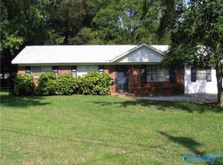 3502 Kennemore Dr SW, Huntsville, AL 35805