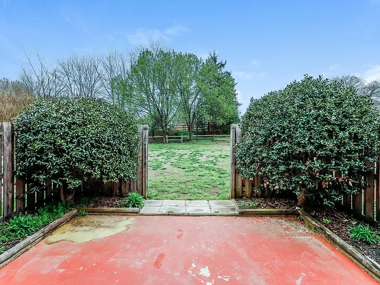 12113 Cartgate Ln — Photo 20
