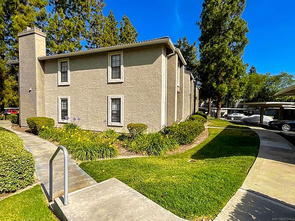 2nd image of 14954 Avenida Venusto Unit 90