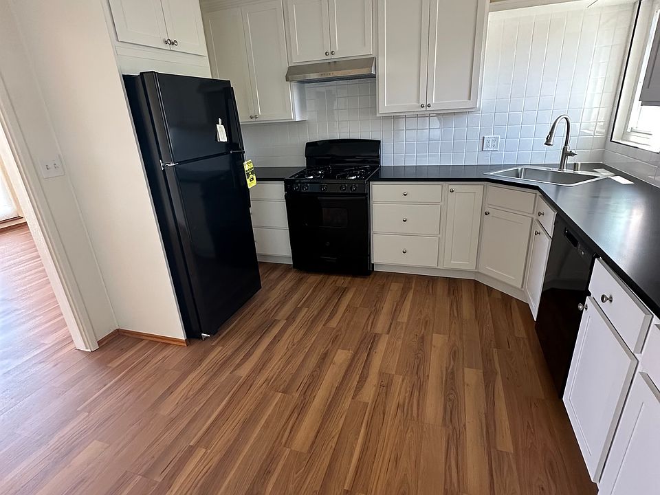 NEW KITCHEN & APPLIANCES