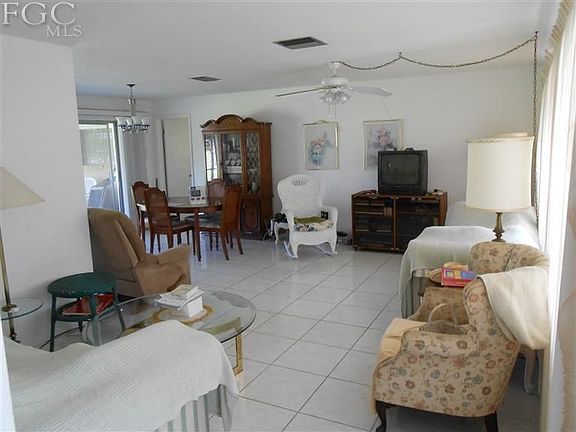 4th image of 4005 SE 3rd Ave