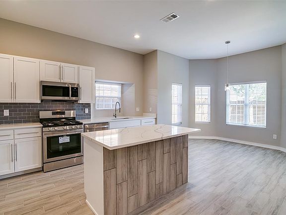 2nd image of 7417 Harbor Dr