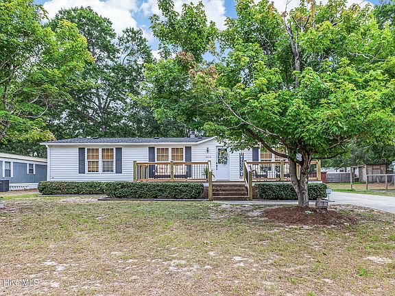 5th image of 2210 Forest Drive SW