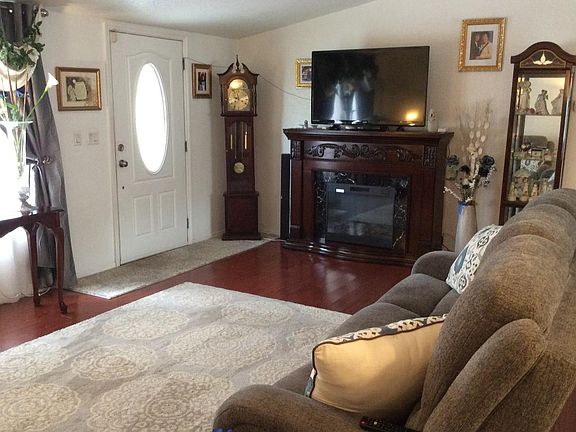 2nd image of 7869 Breeze Dr