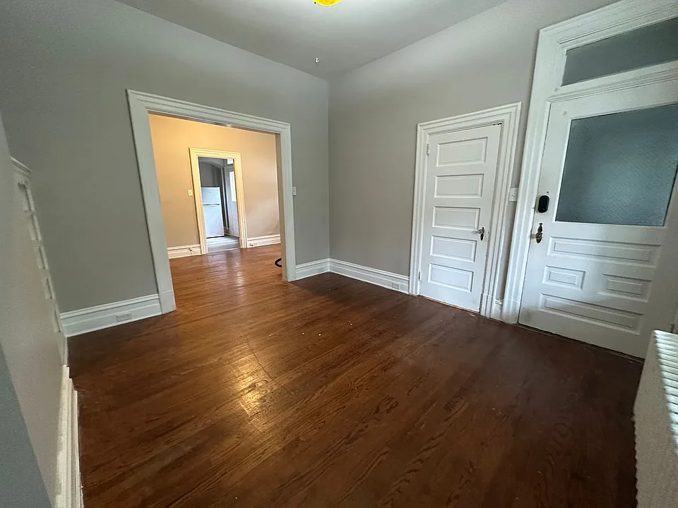 50 N West End Ave