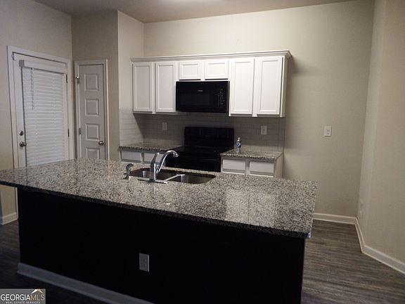 2nd image of 4076 Sonoma Wood Trl