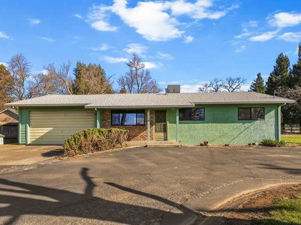 5727 Green Acres Dr, Anderson, CA 96007