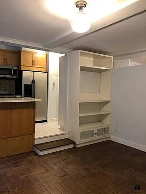 Rented by R New York | media 12