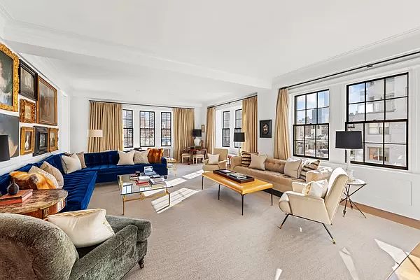 1st image of 11 E 68th St