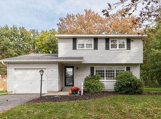 23 Ardencrest Rd, Liverpool, NY 13090