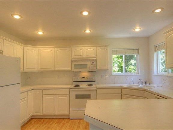 4th image of 3805 E Terra Ct