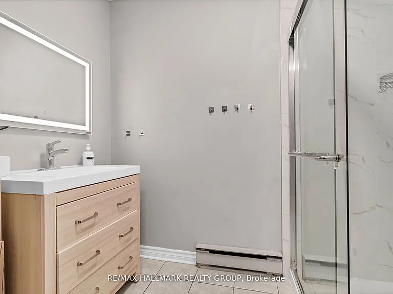 460 Fenerty Ct #1 — Photo 23