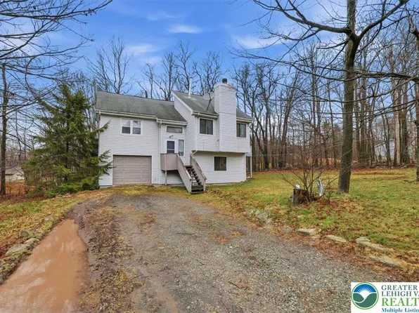 186 Thornapple Ln, Tobyhanna, PA 18466