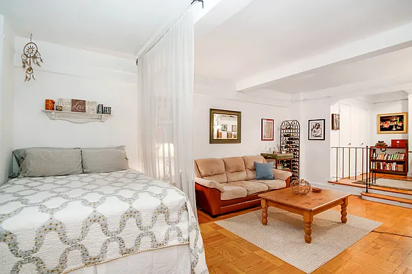 Sold by Compass | media 2