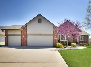 14106 W Highland Springs Ct, Wichita, KS 67235